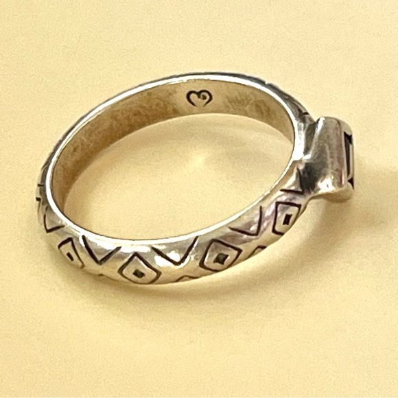 🌀Brighton 🎉rare vintage🎉 • silver abstract triangle ring with purple stone - Picture 9 of 13